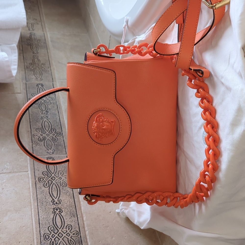 EUC Versace Orange Medusa TRADING WITH HAYLEE
